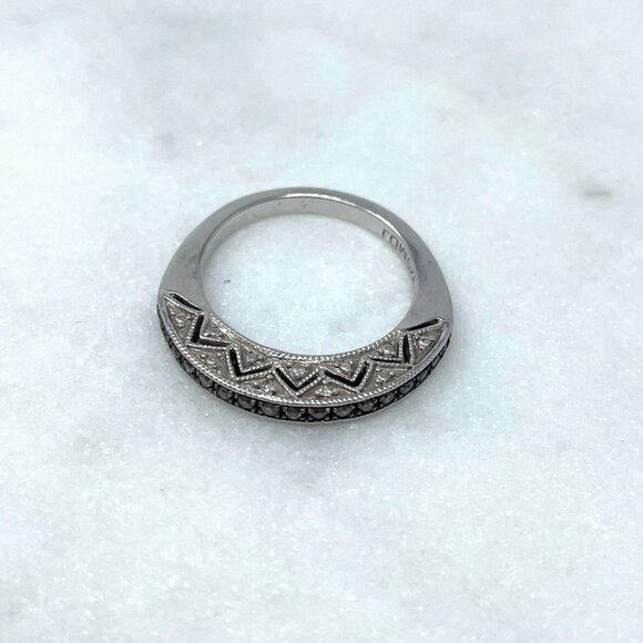 MDJ Clear Light Yellow Diamond 0.16 CTW Sterling Silver 925 Ring, Size 5 - Picture 4 of 10